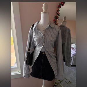 Blue/White Striped Button-Up Shirt 🌀🔹